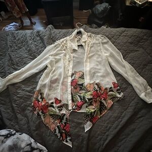 Brand: Candies Size large. Cute butterfly thin comfortable blouse.